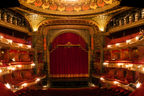 Leeds Grand Theatre: A Complete Visitor's Guide to History, Shows and Seating